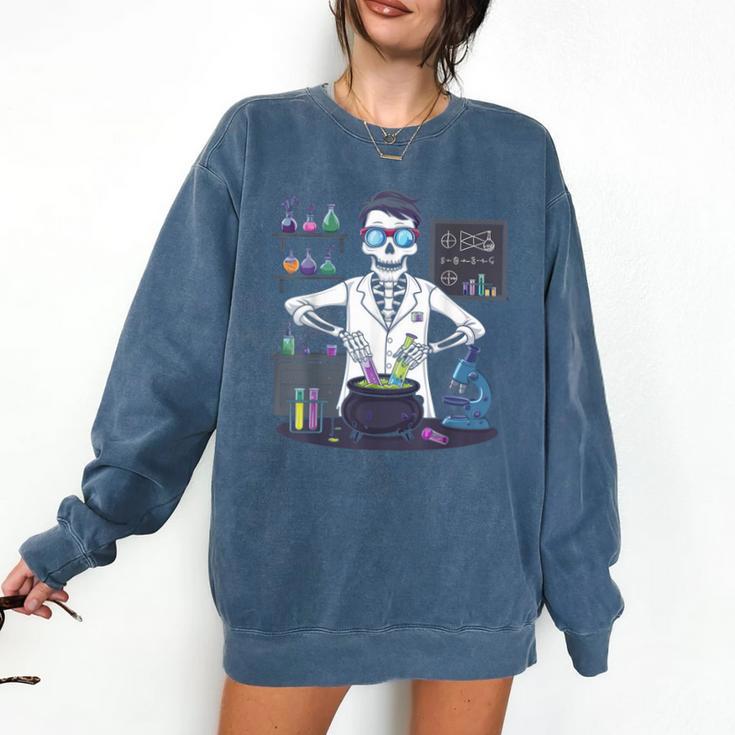 Science Teacher Halloween Skeleton Scientist Chemistry Comfort Colors Sweatshirt