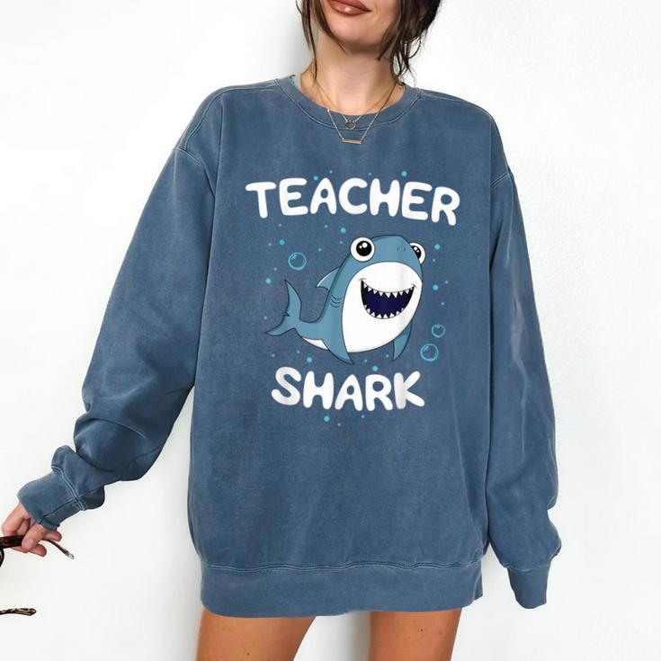 Teacher Shark Teaching Back To School Kindergarten Comfort Colors Sweatshirt