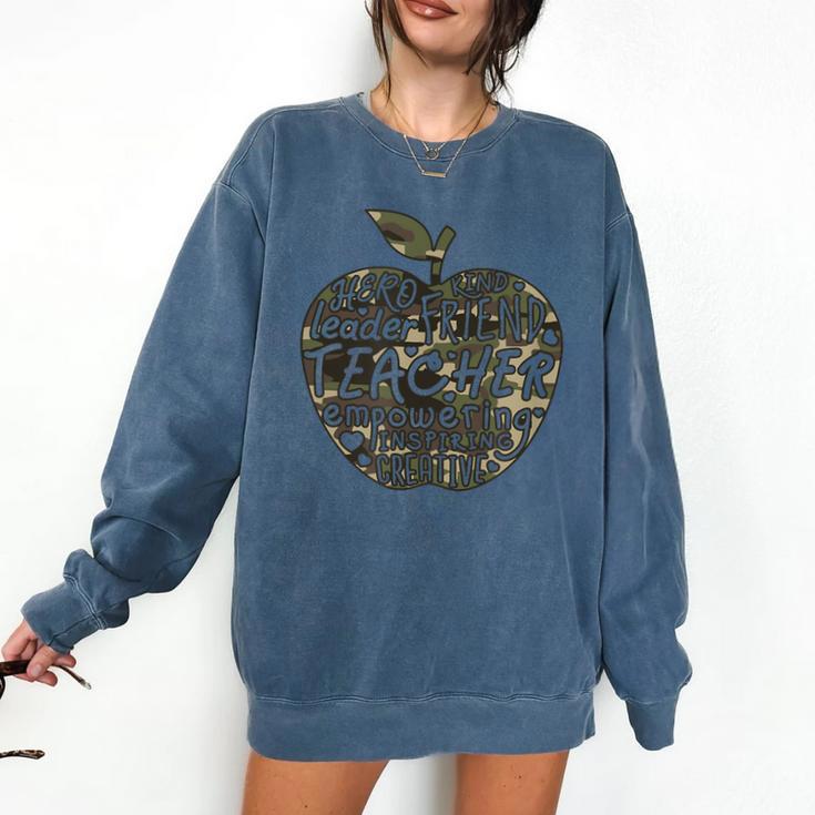 Apple Camoflauge Clothing Camo Student Teacher Cute School Comfort Colors Sweatshirt