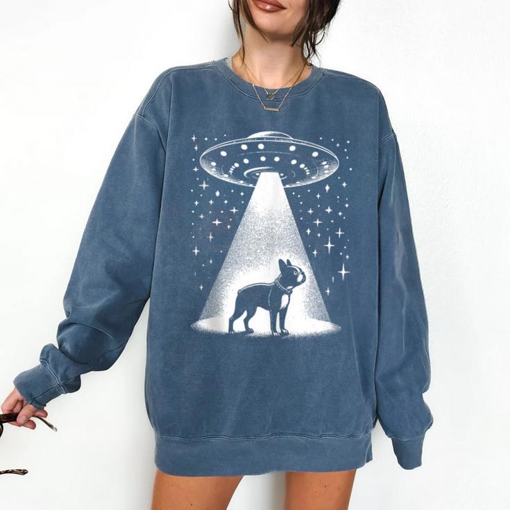 Boston Terrier Mom Dad Dog Alien UFO Comfort Colors Sweatshirt