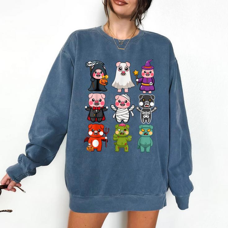 Pig Spooky Ghost Witch Boo-Jee Horror Pumpkin Pig Halloween Comfort Colors Sweatshirt