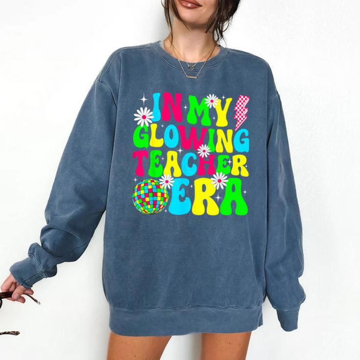 Retro Groovy In My Glowing Teacher Era Happy Teacher's Day Comfort Colors Sweatshirt