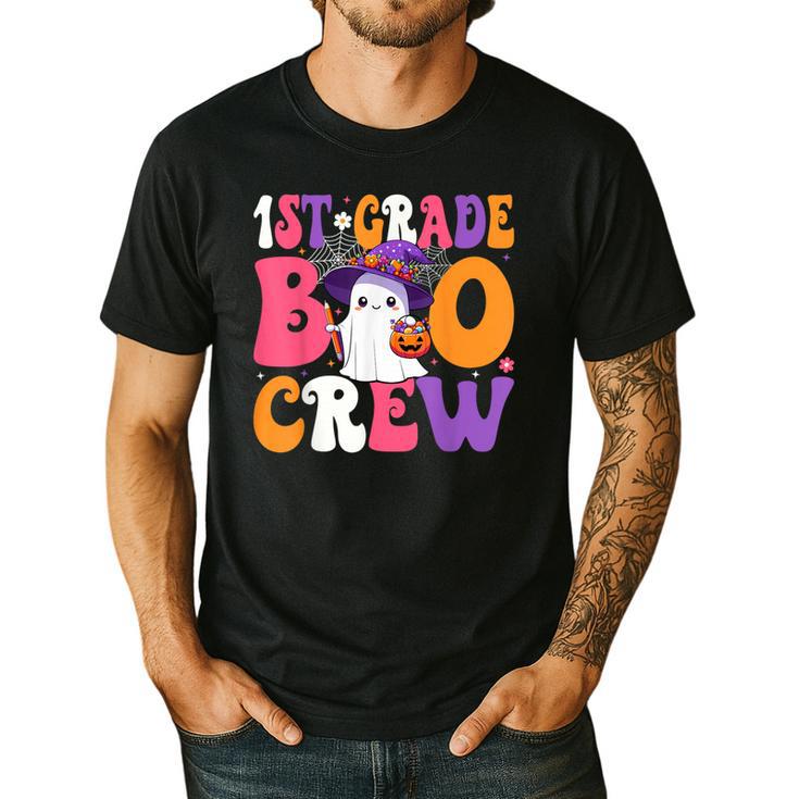1st Grade Boo Crew Halloween First Grade Halloween Teacher Men's Casual T-Shirt