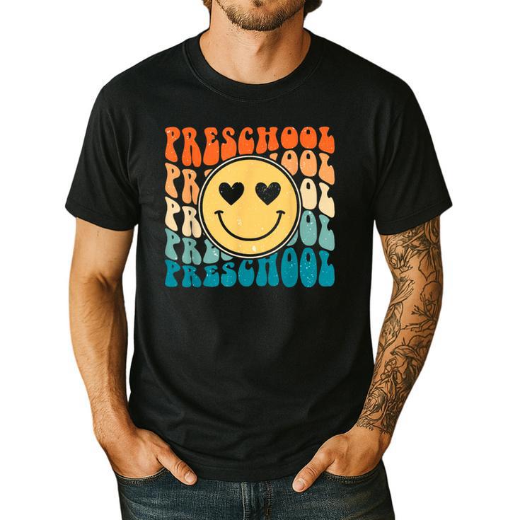 Back To School Groovy Smile Preschool Teachers Students Kids Men's Casual T-Shirt