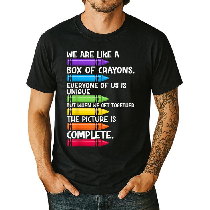Back To School Teacher We Are Like A Box Of Crayons Men's Casual T-Shirt