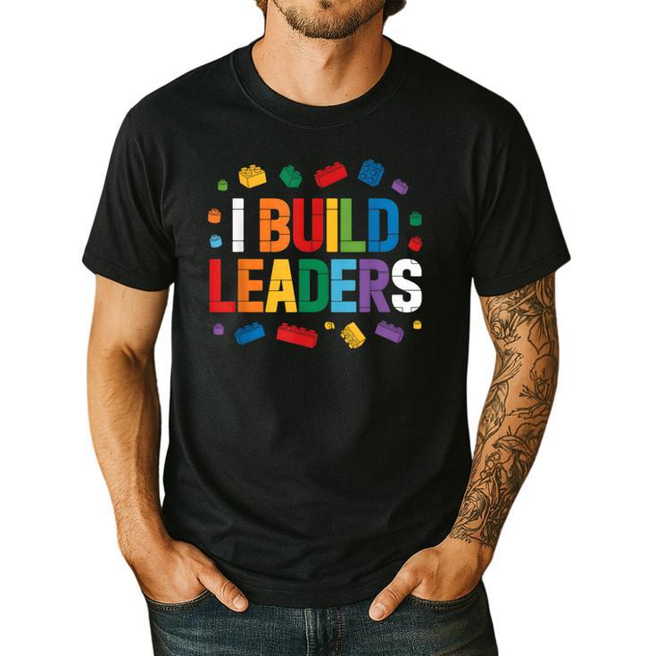 I Build Leaders Bricks Building Blocks Teacher Brick Builder Men's Casual T-Shirt