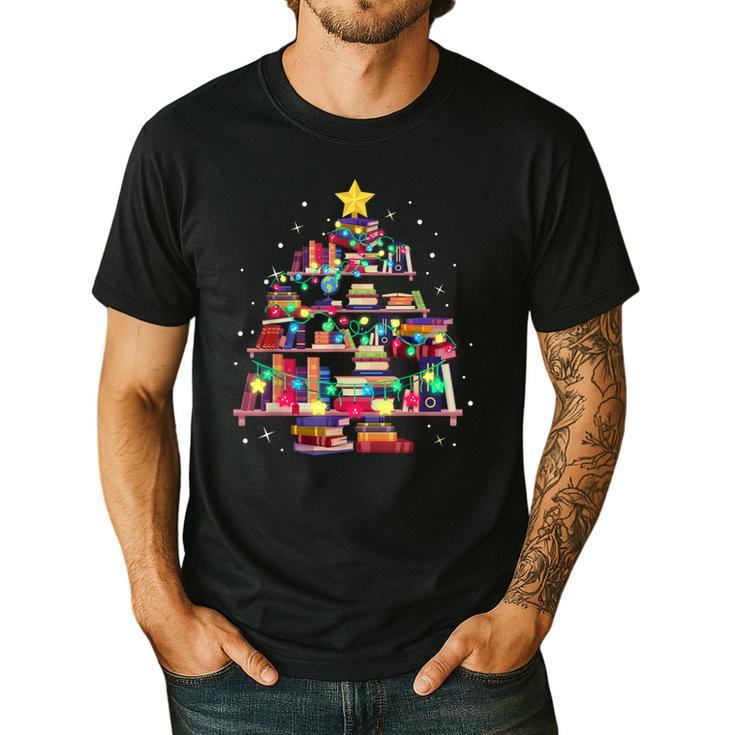Christmas Library Tree Love Reading Books Nerd Teacher Men's Casual T-Shirt