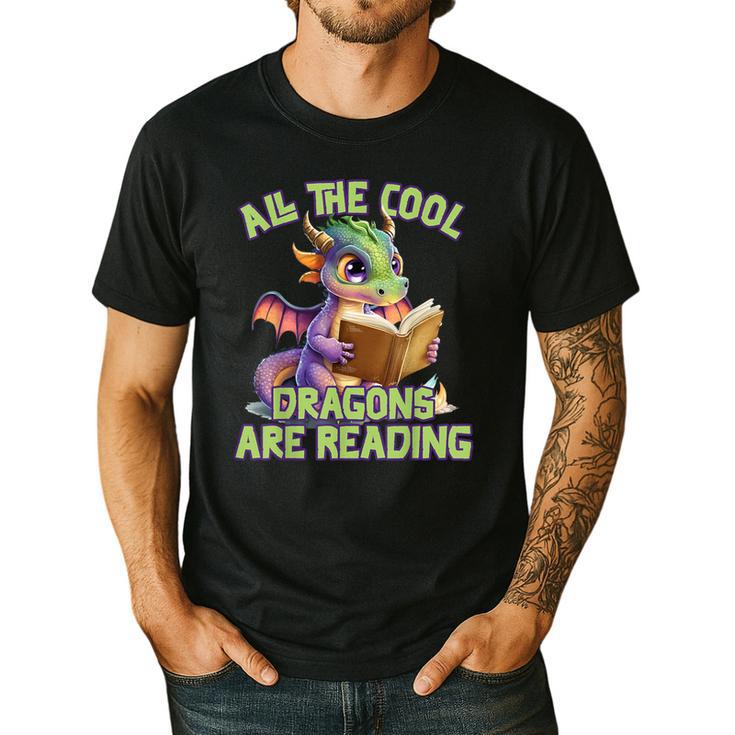 All The Cool Dragons Are Reading Dragon Teacher Men's Casual T-Shirt