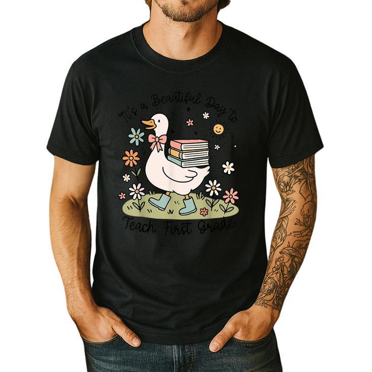 Cute Goose It's A Beautiful Day To Teach 1st Grade Teacher Men's Casual T-Shirt Cute Goose It's A Beautiful Day To Teach 1st Grade Teacher Men's Casual T-Shirt