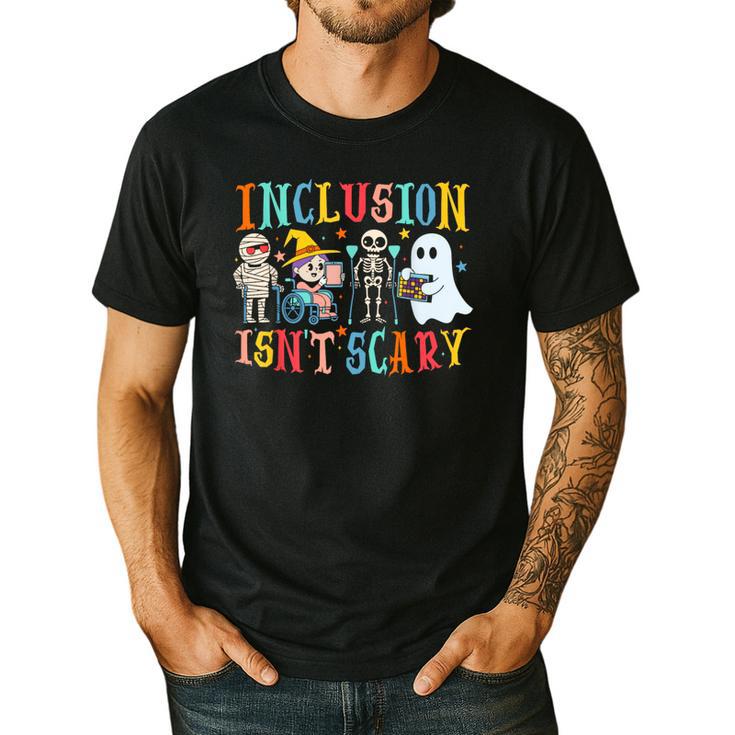 Cute Inclusion Isn't Scary Teacher Skeleton Ghost Halloween Men's Casual T-Shirt
