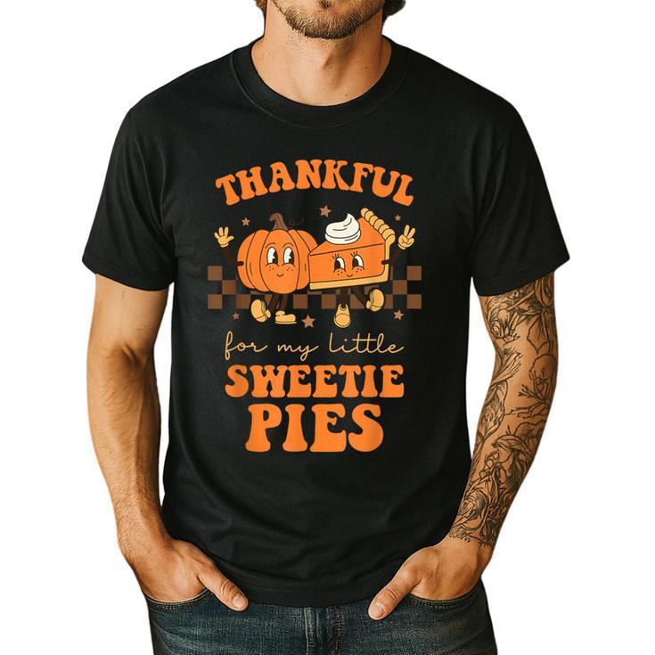 Cute Thanksgiving Teacher Thankful For My Sweetie Pies Mom Men's Casual T-Shirt