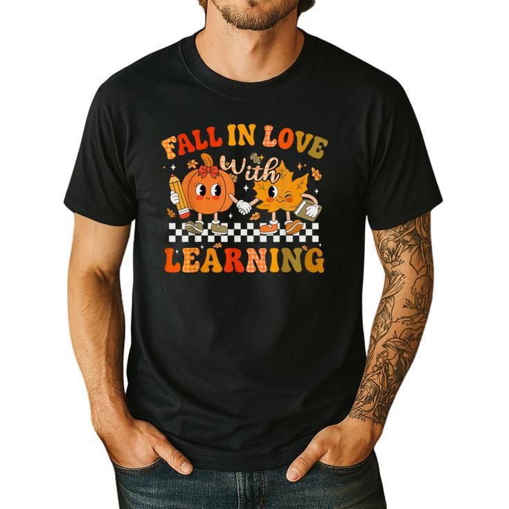 Fall In Love With Learning Autumn Pumpkin Fall Teacher Kids Men's Casual T-Shirt