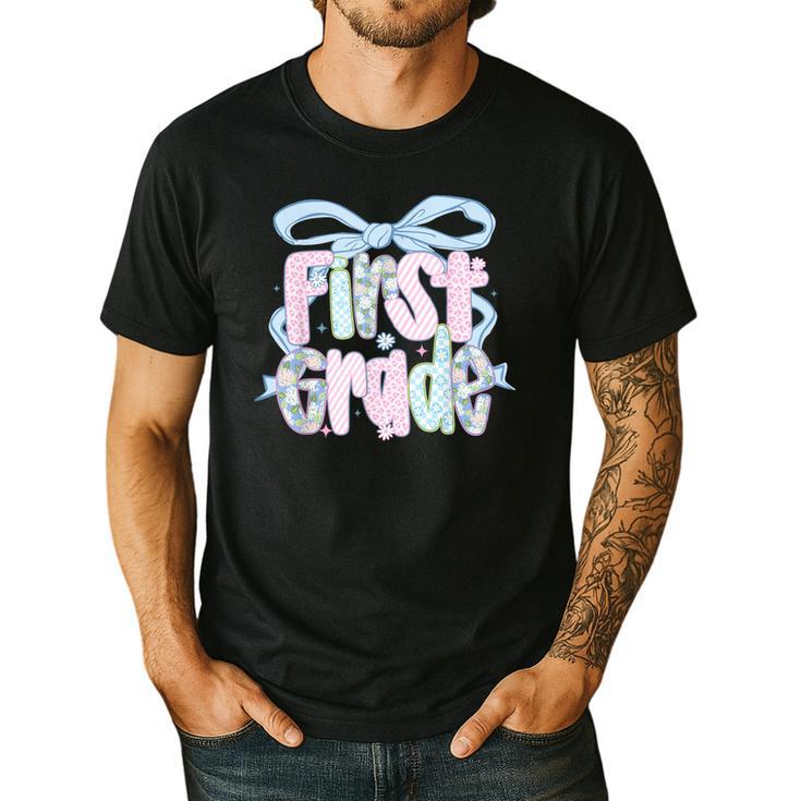 First Grade Coquette Bow Girls Teacher Team 1st Grade Squad Men's Casual T-Shirt
