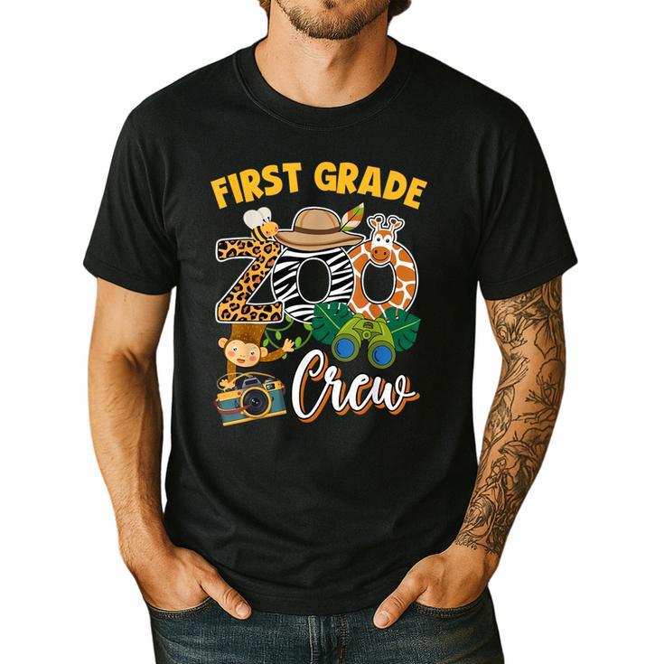 First Grade Zoo Field Trip Squad Matching Teacher Students Men's Casual T-Shirt
