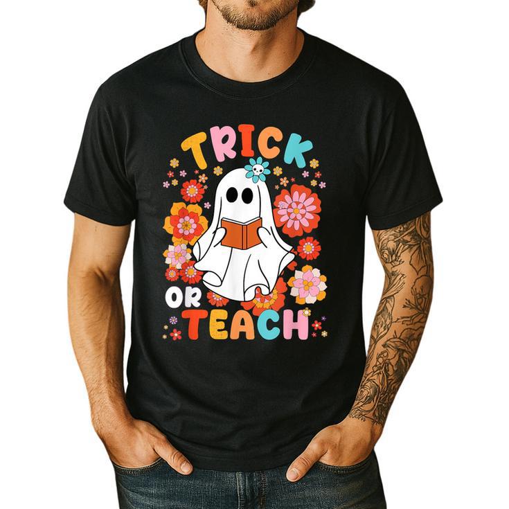 Groovy Halloween Trick Or Teach Retro Floral Ghost Teacher For Men Women Kids Men's Casual T-Shirt