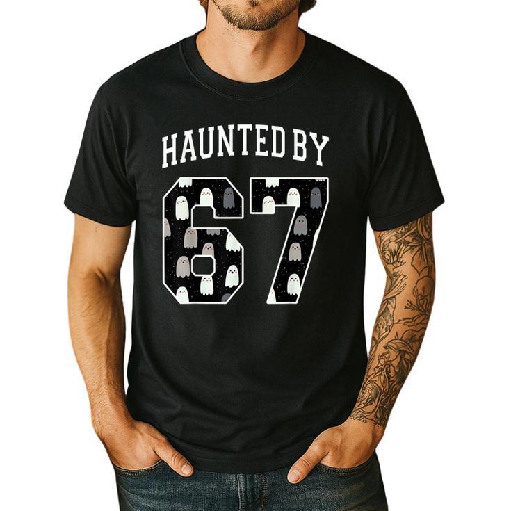 Haunted By 6 7 67 Six Seven Halloween Teacher Mom Men's Casual T-Shirt