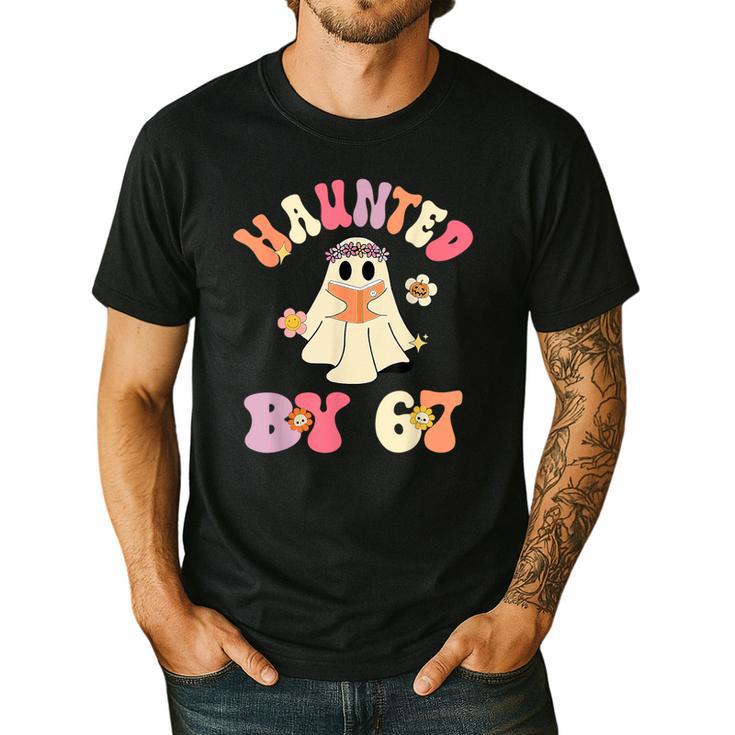 Haunted By 67 Meme Six Seven 6 7 Halloween Teachers Men's Casual T-Shirt