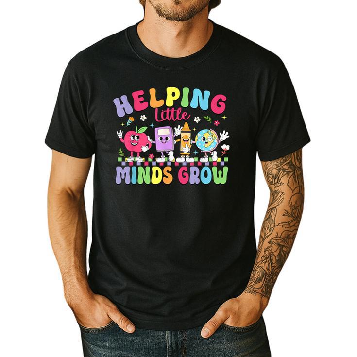 Helping Little Minds Grow Teacher Life Back To School Men's Casual T-Shirt