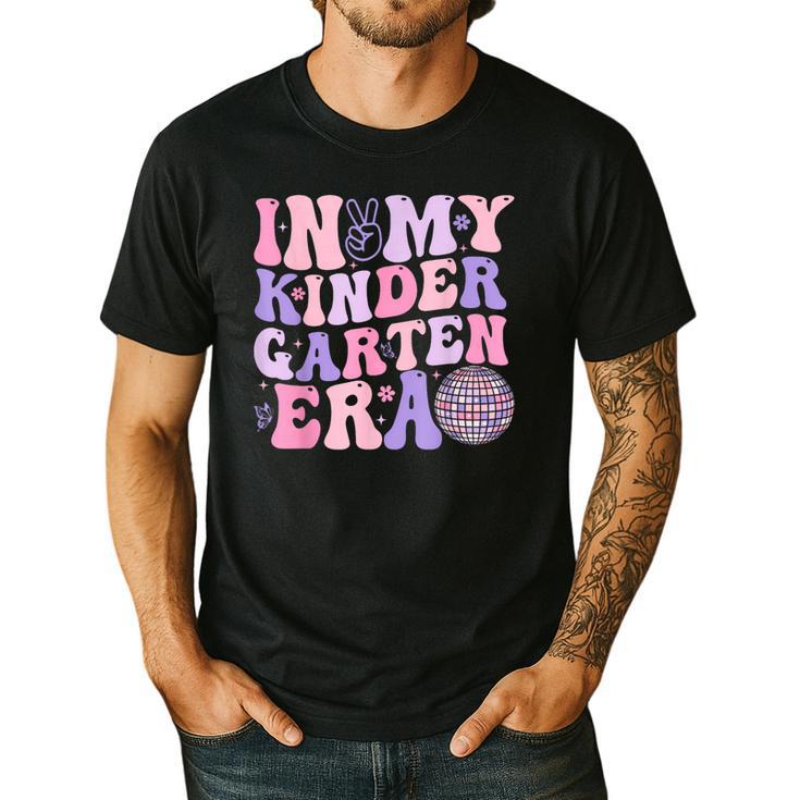 In My Kindergarten Era Teacher Kids Back To School Kinder Men's Casual T-Shirt