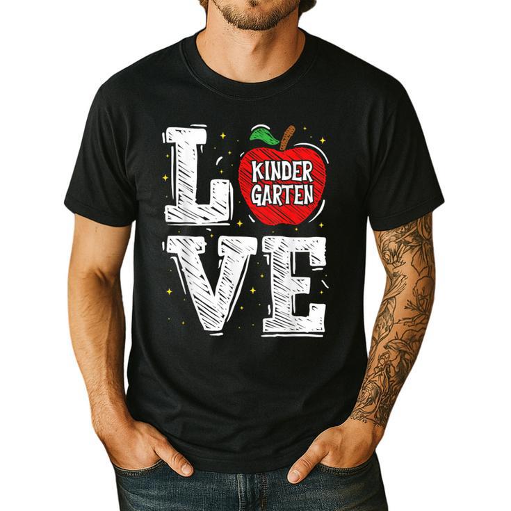 LOVE Kindergarten Teacher Student School Apple Men's Casual T-Shirt