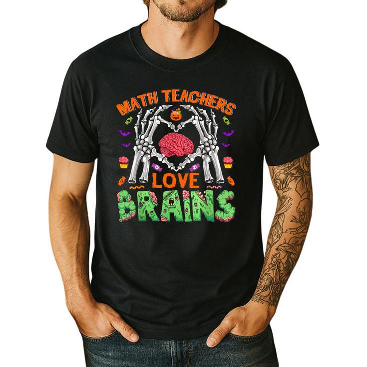 Math Teacher Love Brain Heart Skeleton Hand Zombie Halloween Men's Casual T-Shirt