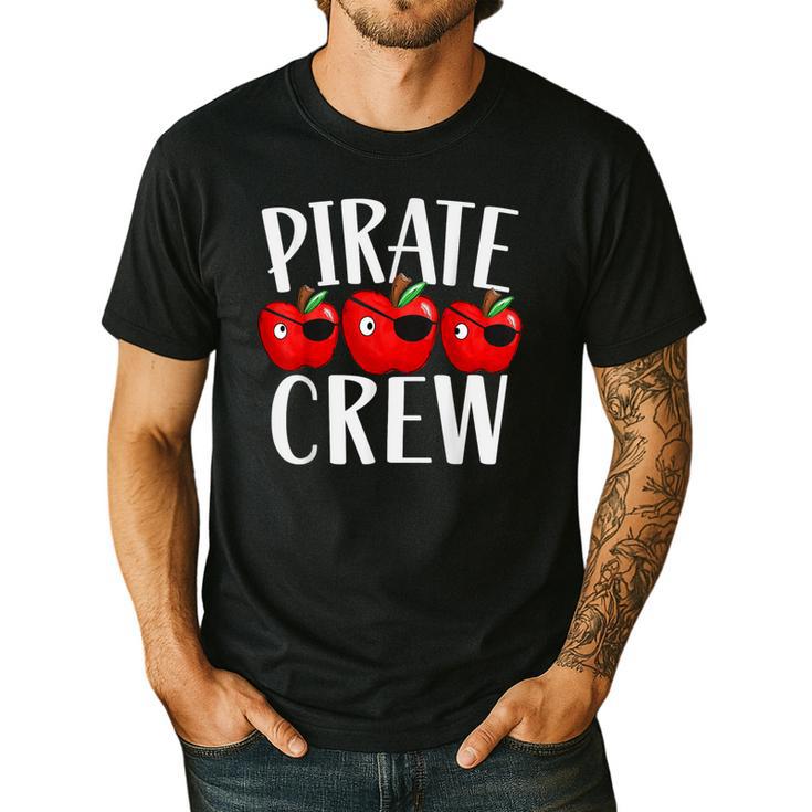 Pirate Crew Pirate Teacher Team Squad Talk Like A Pirate Day For Men Women Kids Men's Casual T-Shirt