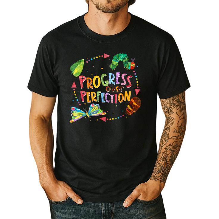 Progress Over Perfection Caterpillar Teacher Back To School Men's Casual T-Shirt