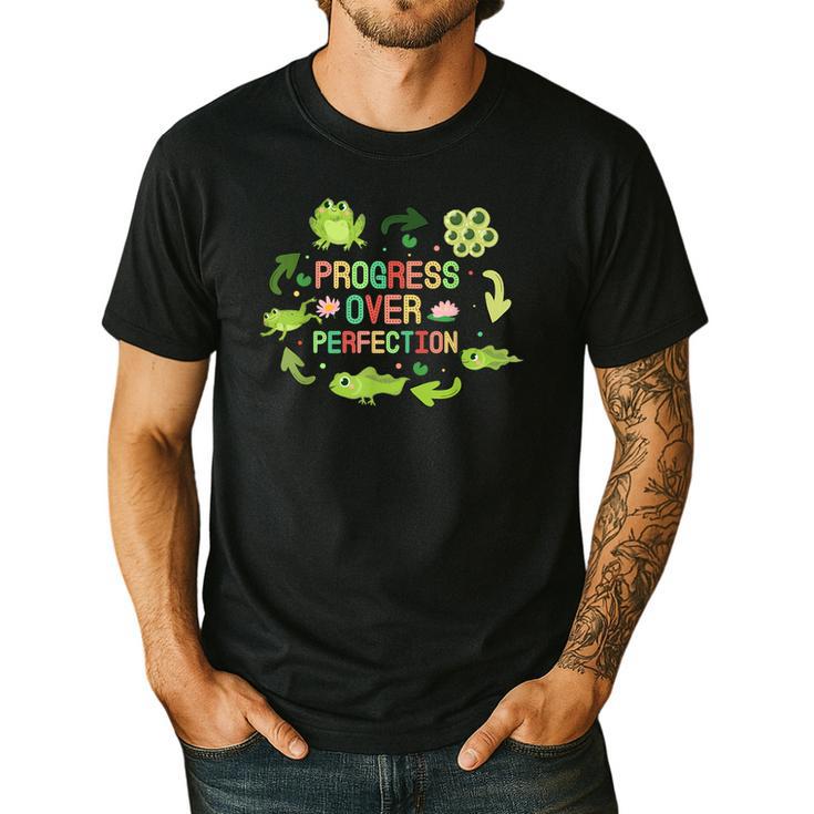 Progress Over Perfection Frog Back To School Teacher Men's Casual T-Shirt