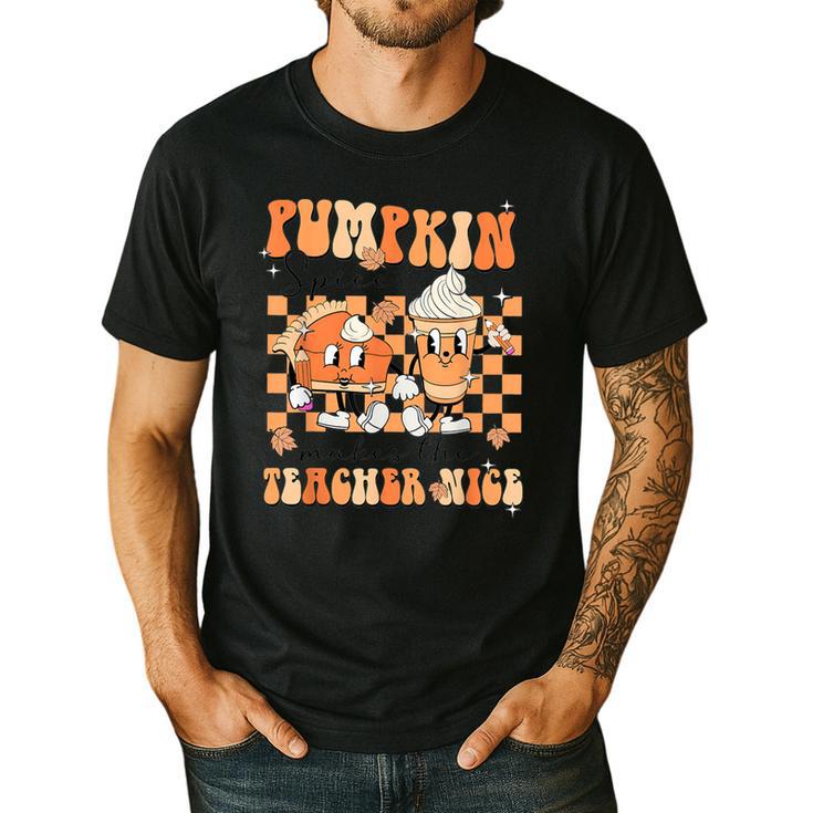 Pumpkin Spice Makes The Teacher Nice Teacher Graduation Men's Casual T-Shirt