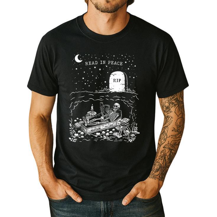 Read In Peace Skeleton Halloween Book Reading Spooky Teacher Men's Casual T-Shirt