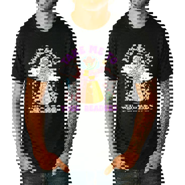 Take Me To Your Readers Alien Teacher Halloween Literacy Men&#x27;s Casual T-Shirt