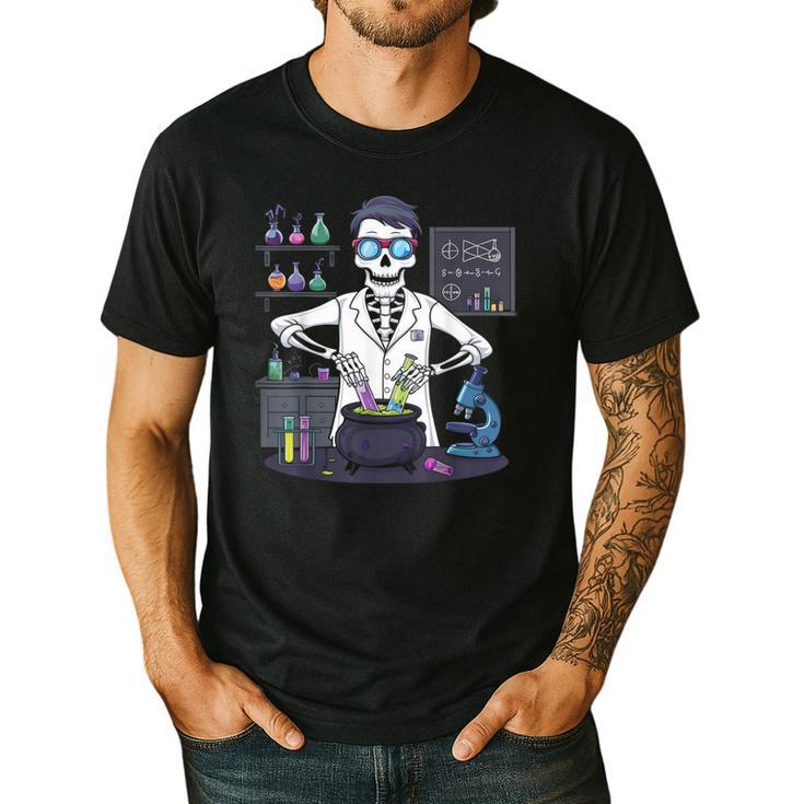 Science Teacher Halloween Skeleton Scientist Chemistry Men's Casual T-Shirt