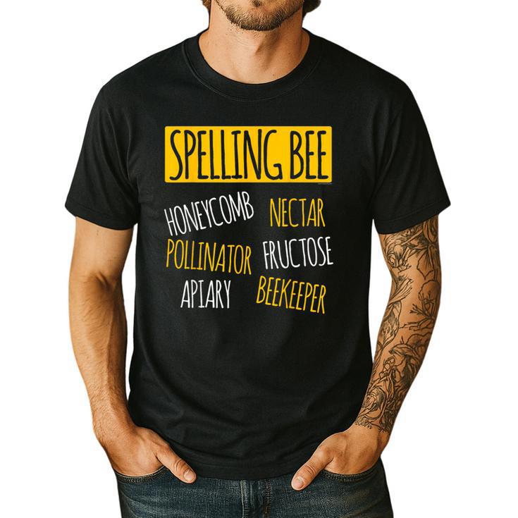 Spelling Bee Halloween Pun Costume Beekeeper Teacher Men's Casual T-Shirt