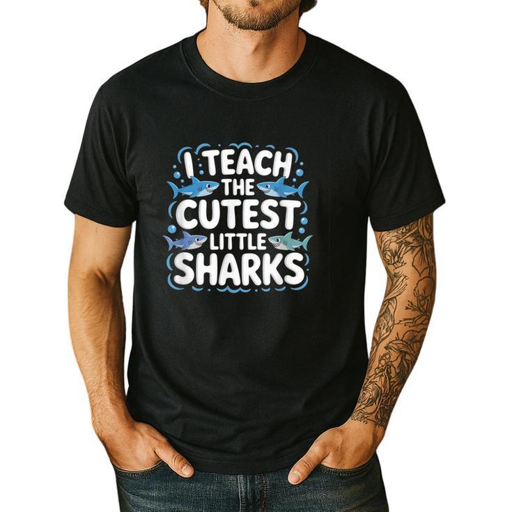 I Teach The Cutest Little Sharks Teacher School Men's Casual T-Shirt