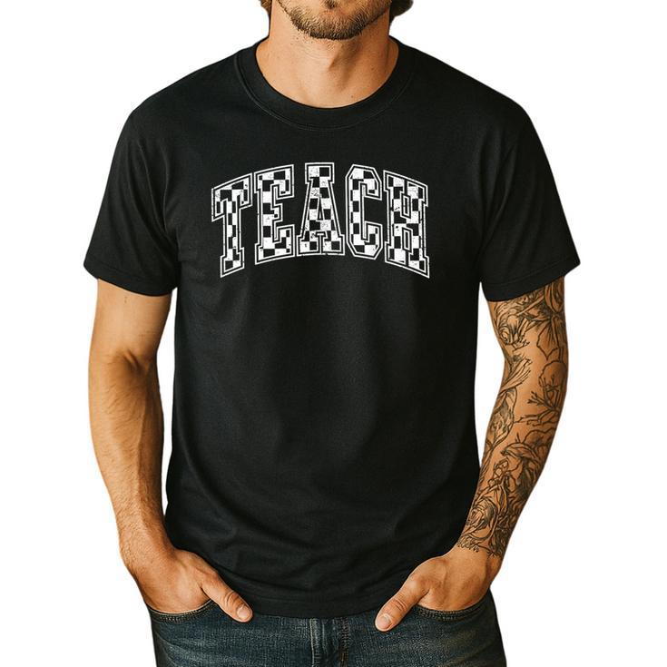 Teach Teacher Checkered First Day Of School Back To School Men's Casual T-Shirt