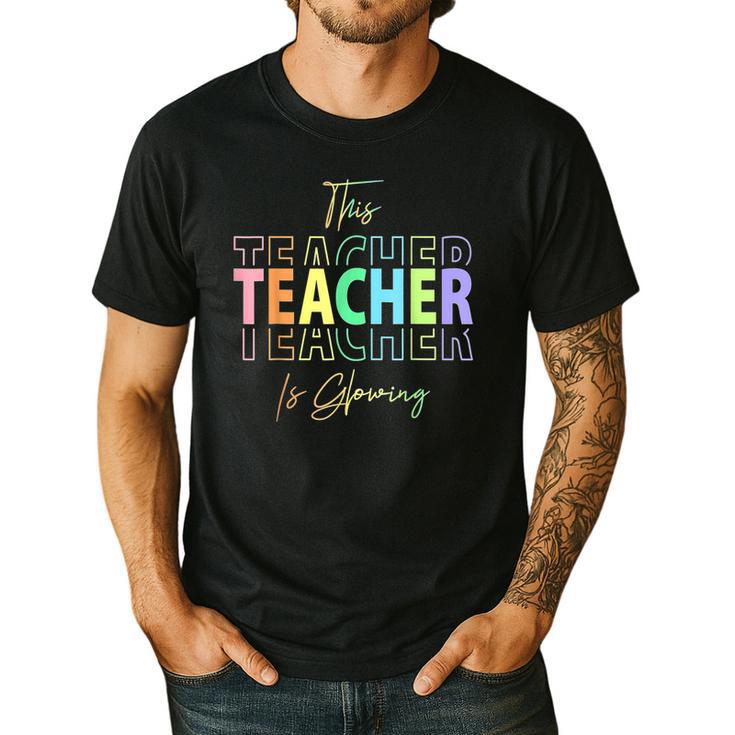 This Teacher Is Glowing Hello Summer End Of School Men's Casual T-Shirt