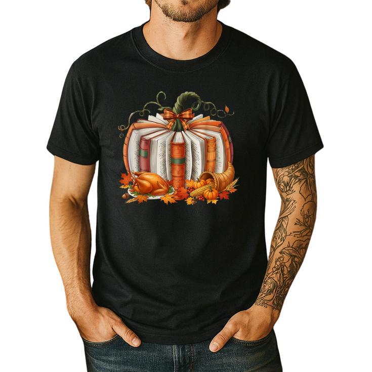 Thanksgiving Book Pumpkin Reading Teachers Fall Lovers Boys Men's Casual T-Shirt
