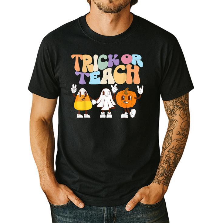 Trick Or Teach Cute Halloween Teacher Men's Casual T-Shirt