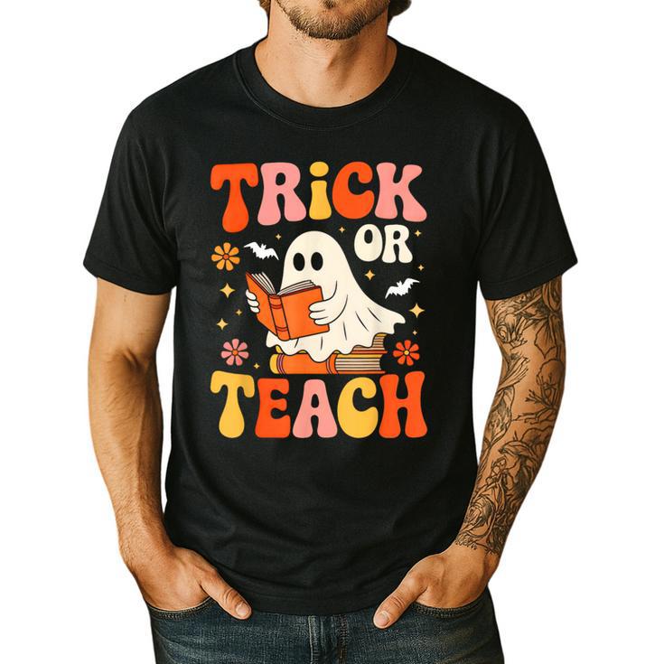 Trick Or Teach Halloween Shirt For Teacher Kids Floral Ghost Men's Casual T-Shirt