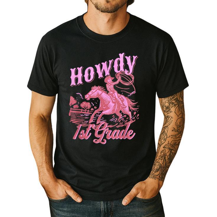 Vintage Howdy First Grade Cowgirl Teacher Western School Men's Casual T-Shirt
