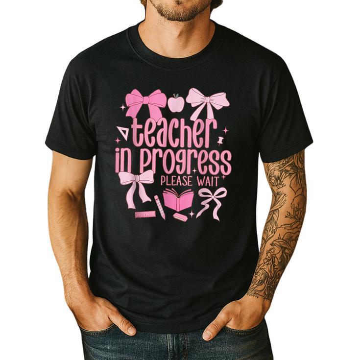 Women Teacher In Progress Coquette Pink Bow Future Teacher Men's Casual T-Shirt