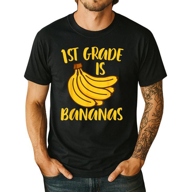 1st Grade Is Bananas Teacher Teaching Back To School Men's Casual T-Shirt