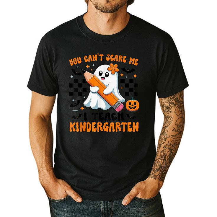 You Can't Scare Me I Teach Kindergarten Teacher Halloween Men's Casual T-Shirt