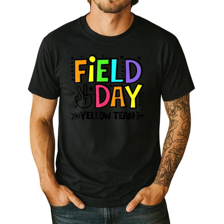 Field Day Yellow Team For Teacher Kids Field Day Games Men's Casual T-Shirt