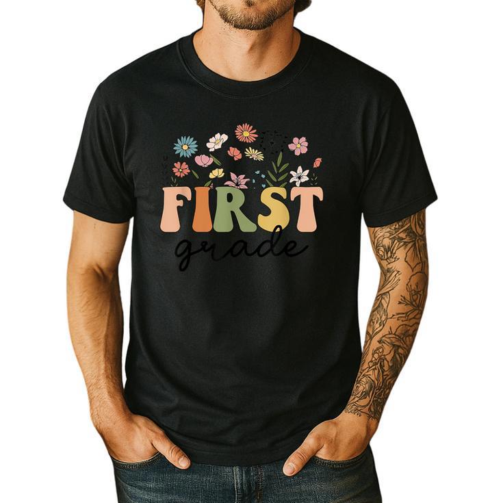 First Grade Teacher Wildflower Back To School Floral Outfits Men's Casual T-Shirt
