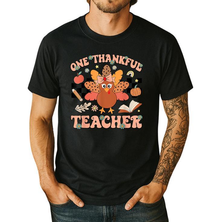 One Thankful Teacher Thanksgiving Retro Groovy Fall Teachers Men's Casual T-Shirt