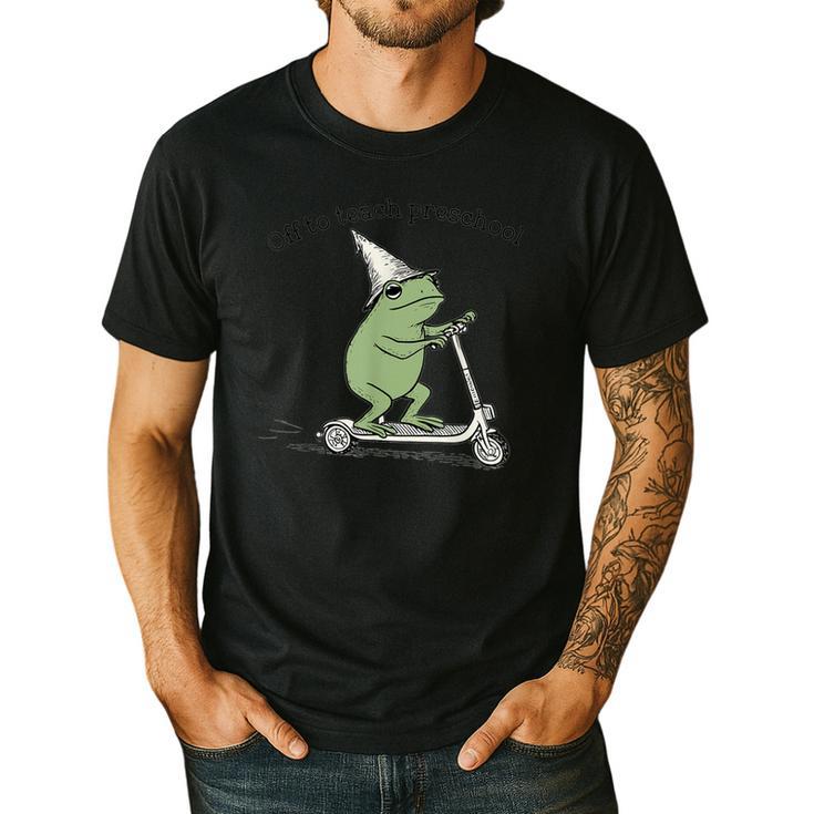 Pre K Grade Teacher Frog Back To School Preschool Men's Casual T-Shirt