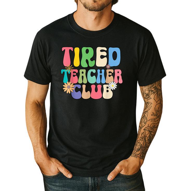 Tired Teachers Club Groovy Teachers Back To School Men's Casual T-Shirt