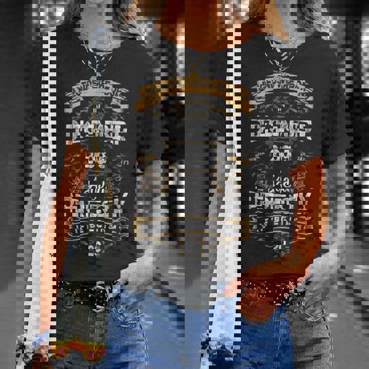 2005年12月に誕生したヴィンテージ20歳の誕生日レジェンド。 Tシャツ 彼女への贈り物