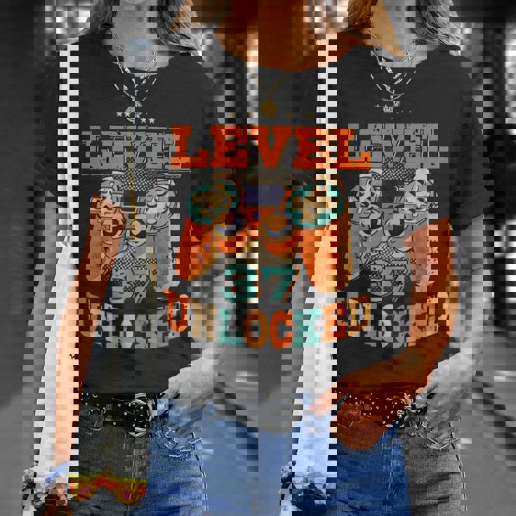 37歳の誕生日プレゼント 37歳 男性と女性、ビデオゲーム 1984年生まれ Tシャツ 彼女への贈り物